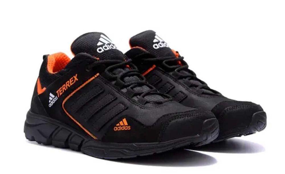 Чоловічі кросівки Adidas. Натуральна шкіра. 42 розмір.