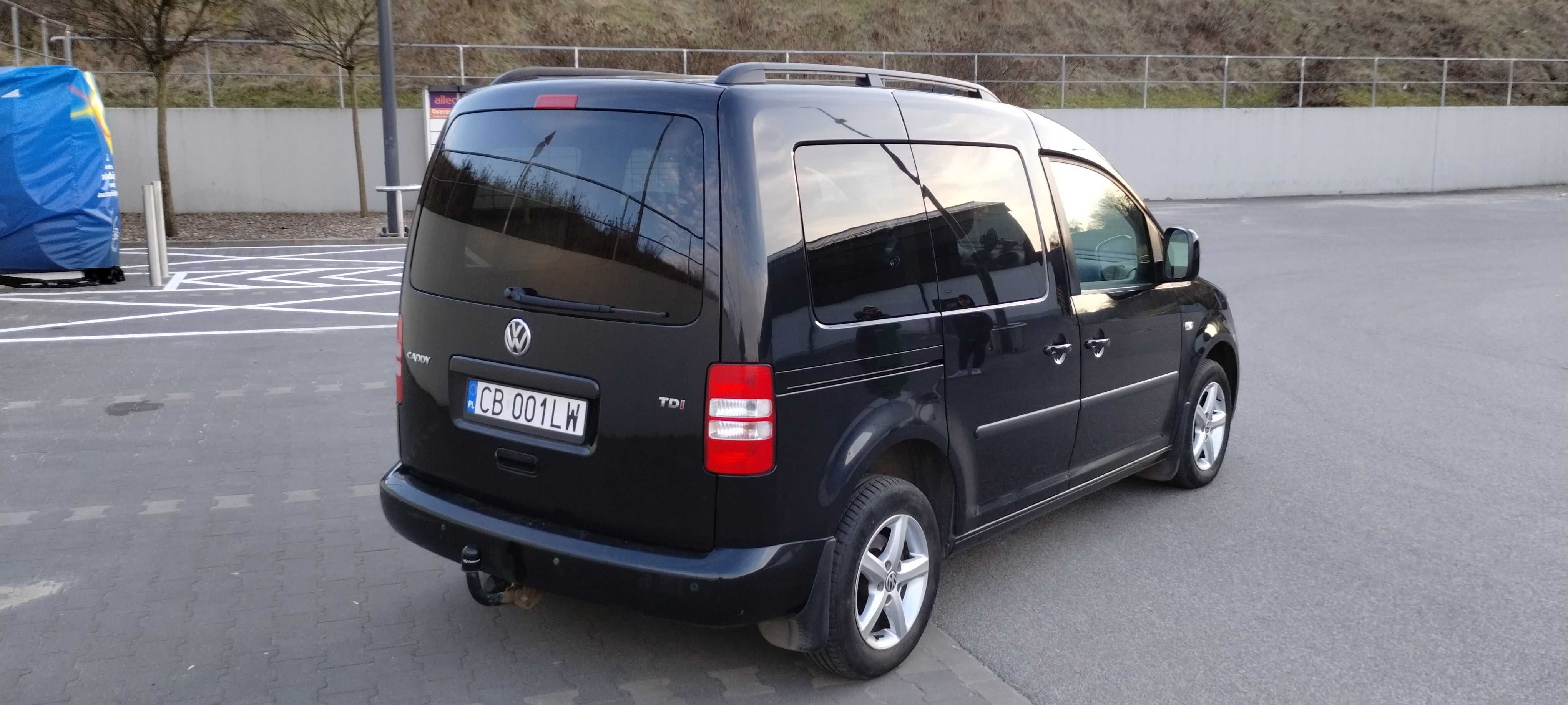 Sprzedam VW Caddy 2013