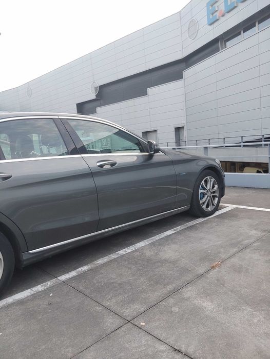 Mercedes C350e a bom preço
