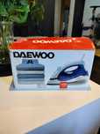 Małe żelazko parowe Daewoo 1400 W