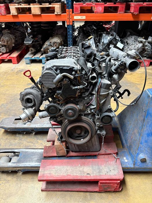 Motor Mercedes (W202) 220Cdi Ref:611960