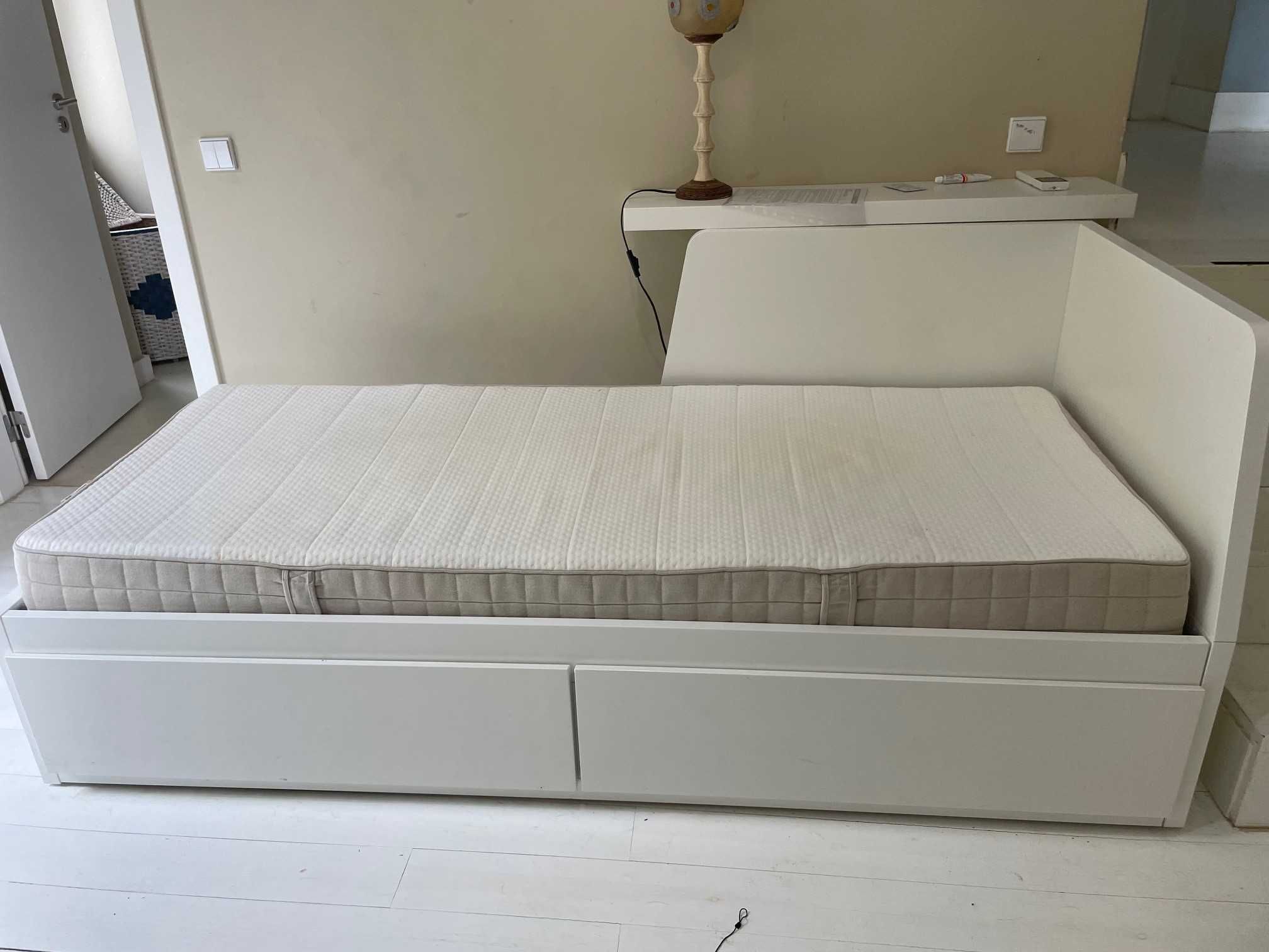 Vendo cama IKEA  - Praticamente nova