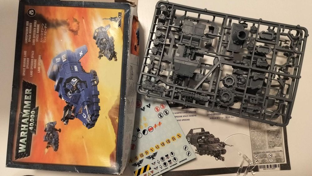 Warhammer Space Marine Land Speeder