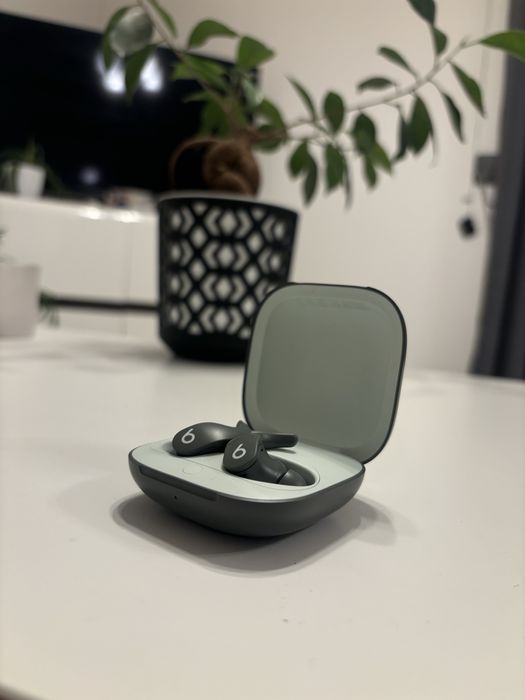 Słuchawki “Beats Fit Pro”