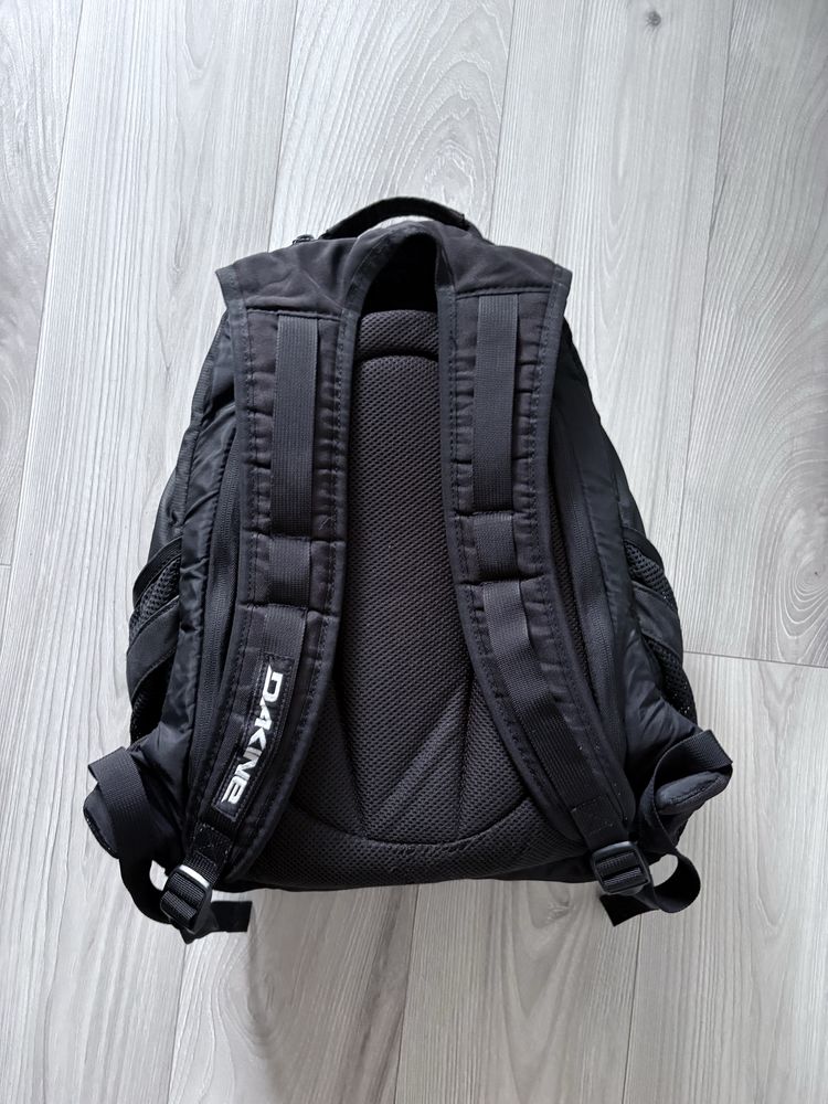 Рюкзак Dakine thule deuter