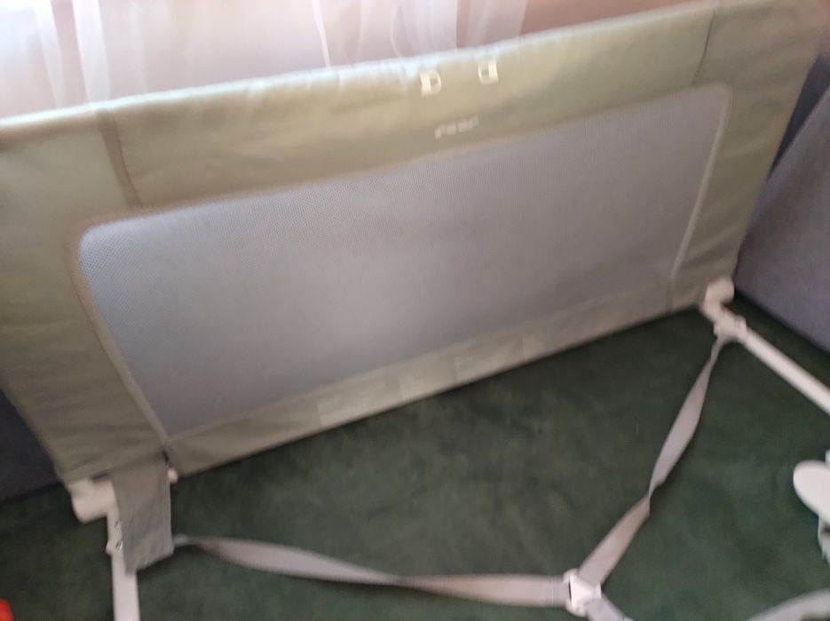 Barierka do łóżka