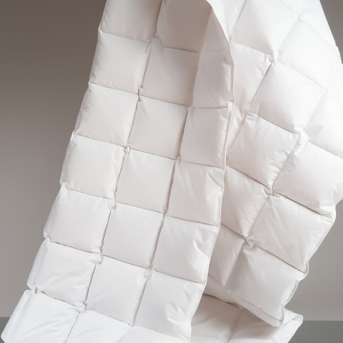 Kołdra AMZ ROYAL letnia puch 100% 135x200cm Biały