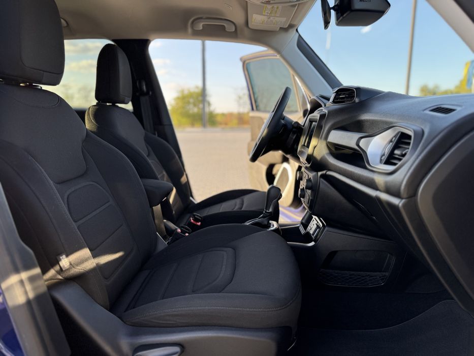 Продам Jeep Renegade 2021 год