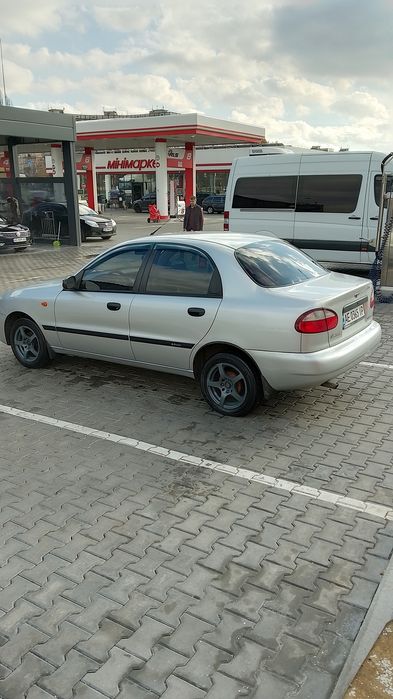 Продам ланос в гарному стані