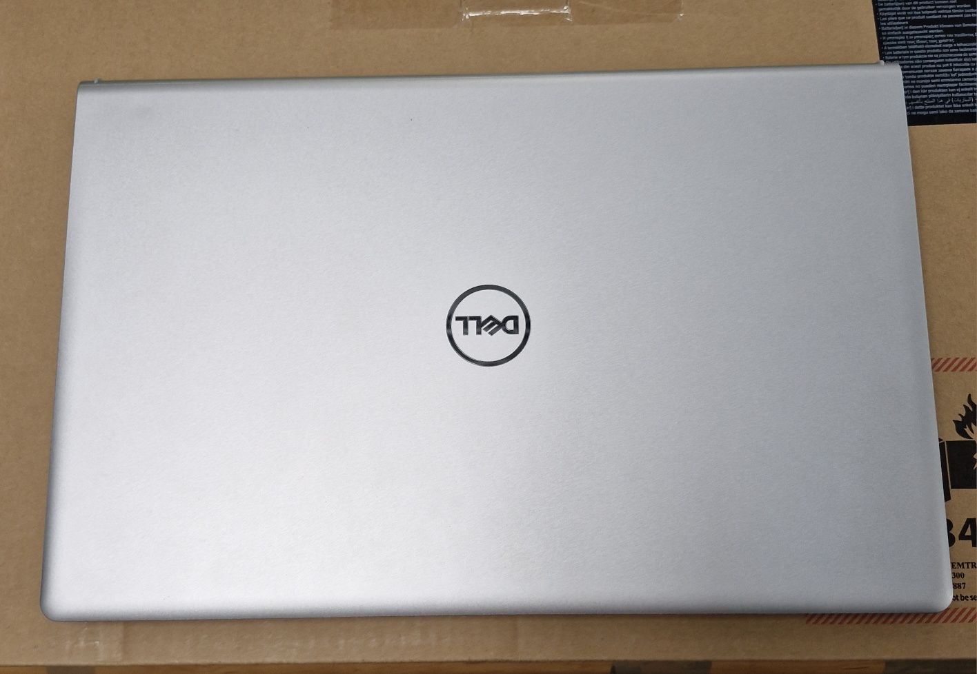 Dell inspiron 15 3525 Gwarancja jak nowy!!