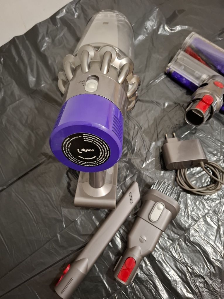 Пилосос Dyson V10