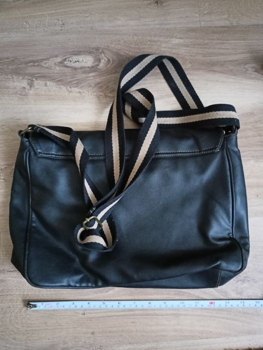 Torebka torba damska ze skóry skórzana czarna na ramię markowa Gabol