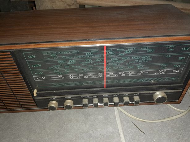 2 radios antigos