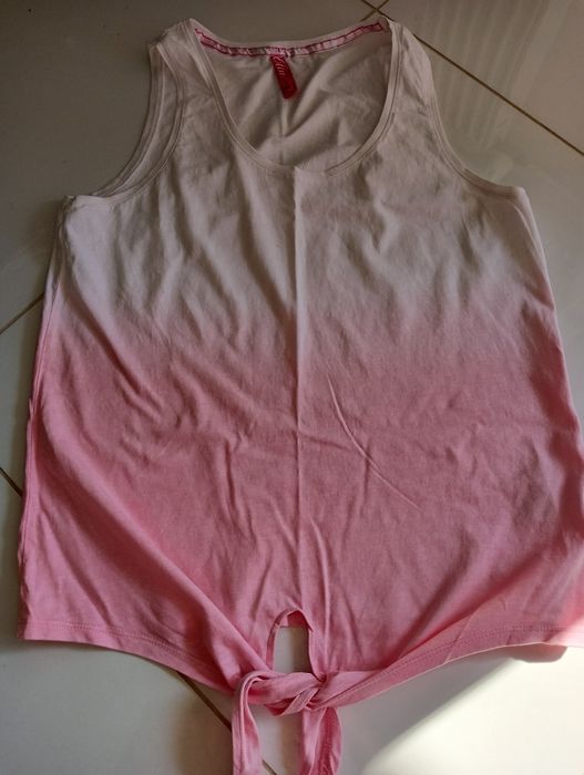 Komplet,Koszulki damskie, rozmiar M, Cena za całość 16 zł