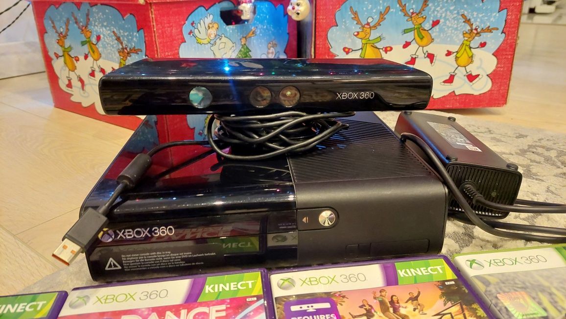xbox 360 e 500gb 2xpad kinect gry