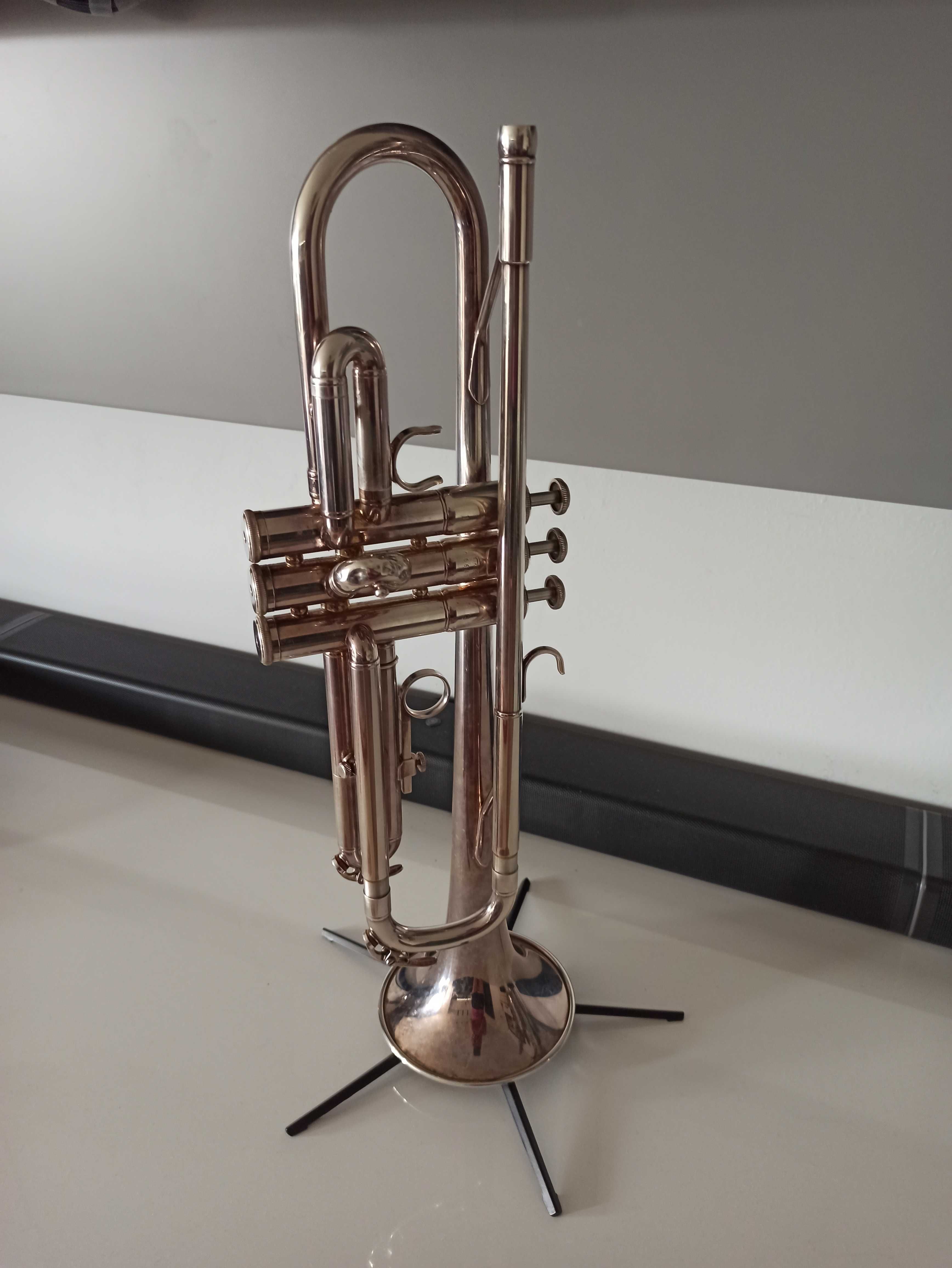 Trompete Yamaha 2330 Sib Prata como novo