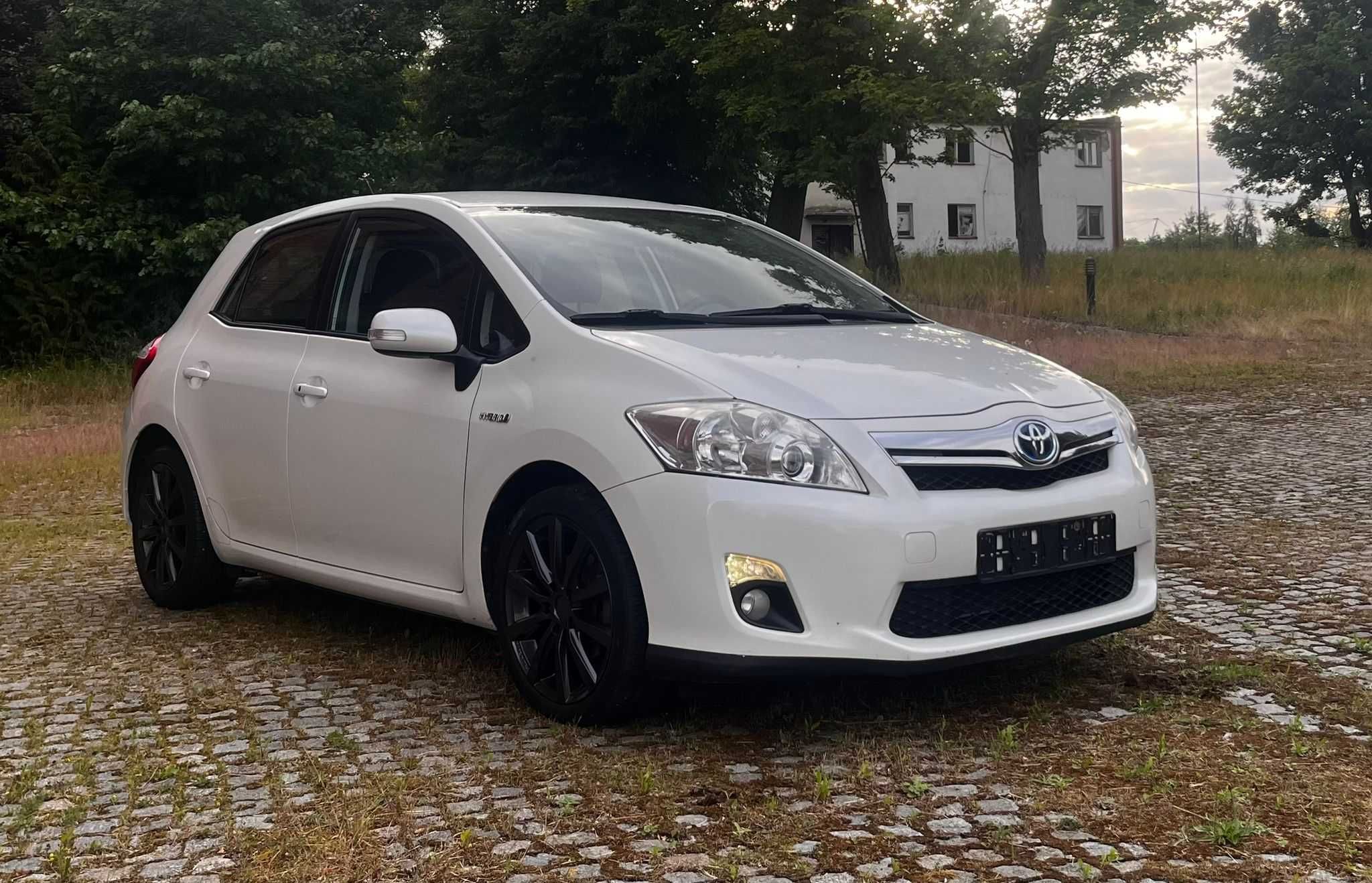 Toyota Auris 1.8 hybrid 2011