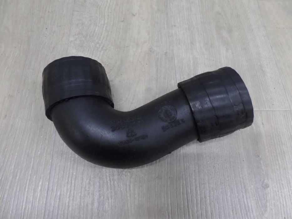 VOLVO S60 V70 XC 2.4 D5 RURA PRZEWOD INTERCOOLERA 30696253
