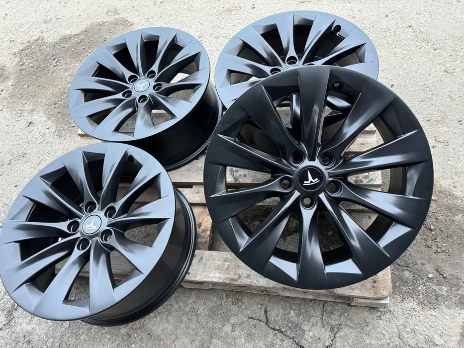 Tesla R19 диски