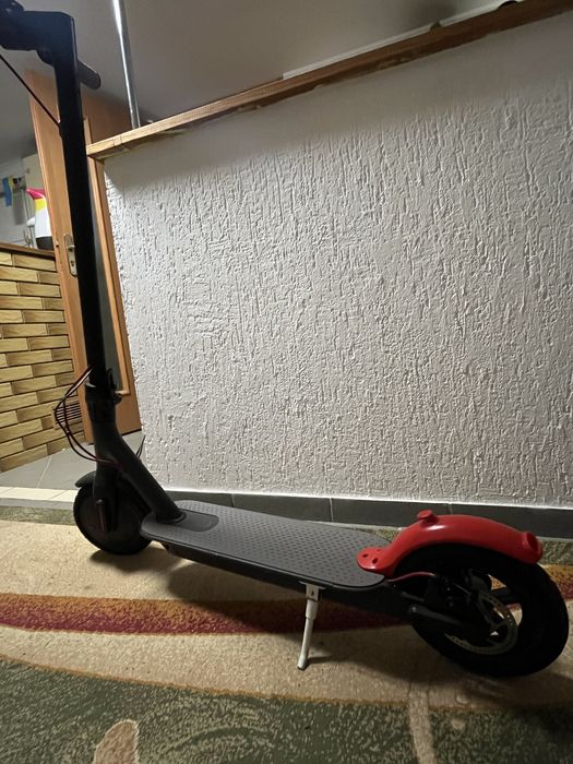 Срочно Xiaomi Mi 365 Electric Scooter