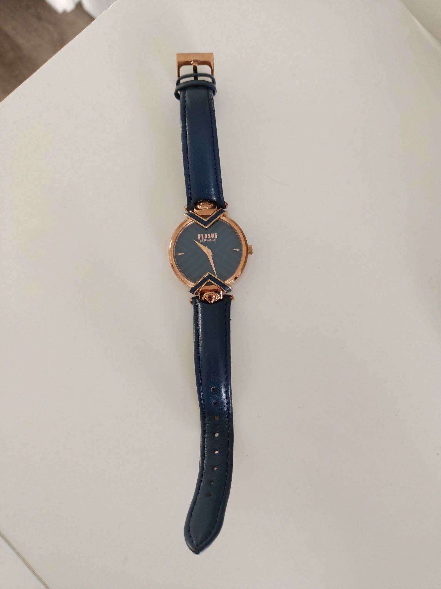 Zegarek damski Versace Versus