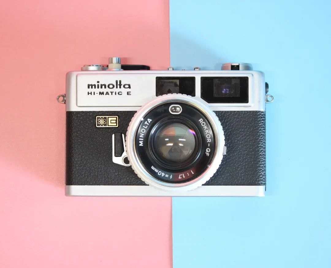 Плівочна фотокамера  Minolta Hi-Matic E