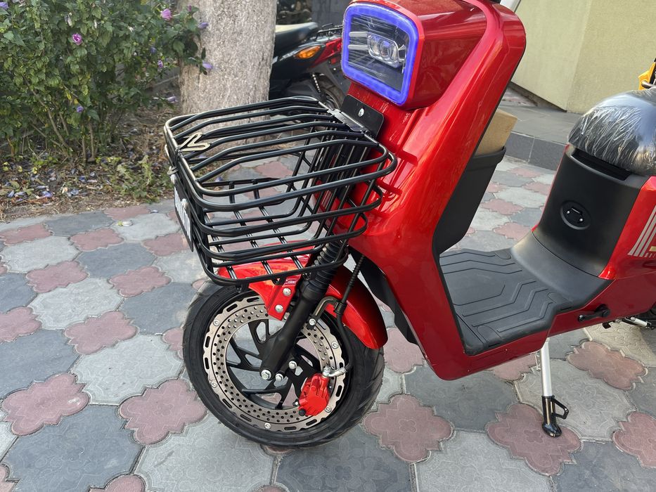 Електроскутер електровелосипед Dominator A9 1200Вт