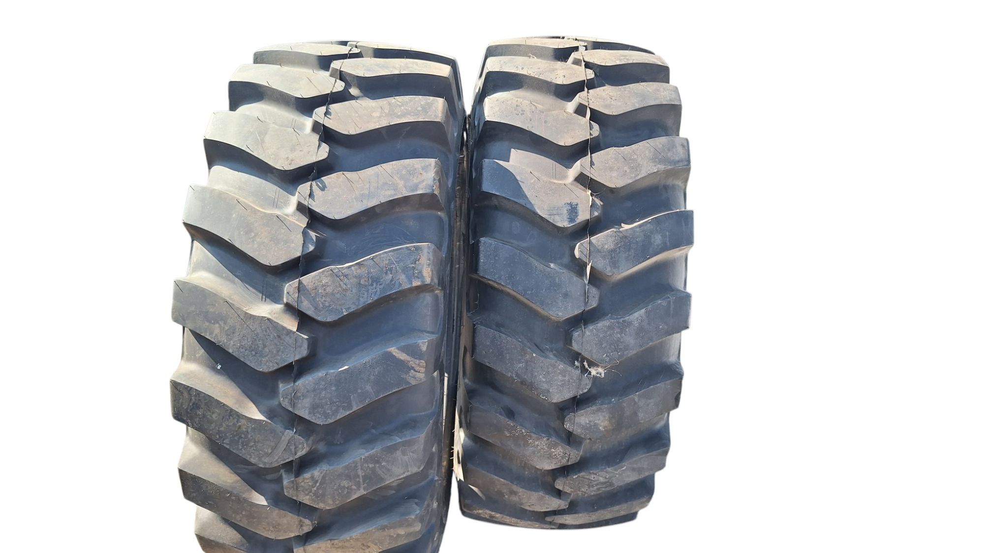 Opony 405/70/24 ceat 16/70/24