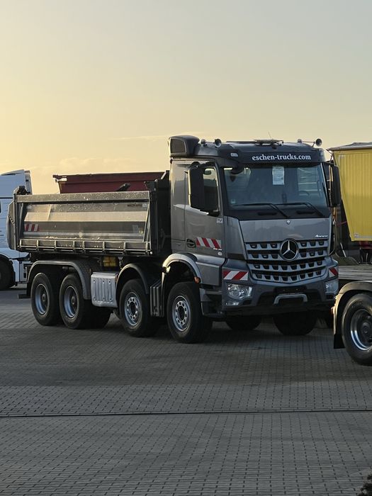 Usluga transportowa ,samochód 4 osiowy wywrot,hydroburta .wywóz gruzu