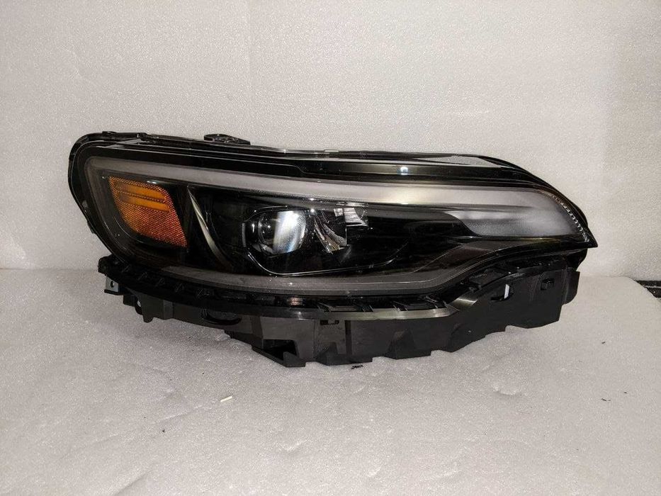 JEEP CHEROKEE Фара правая LED USA 2019 2020 2021 чироки