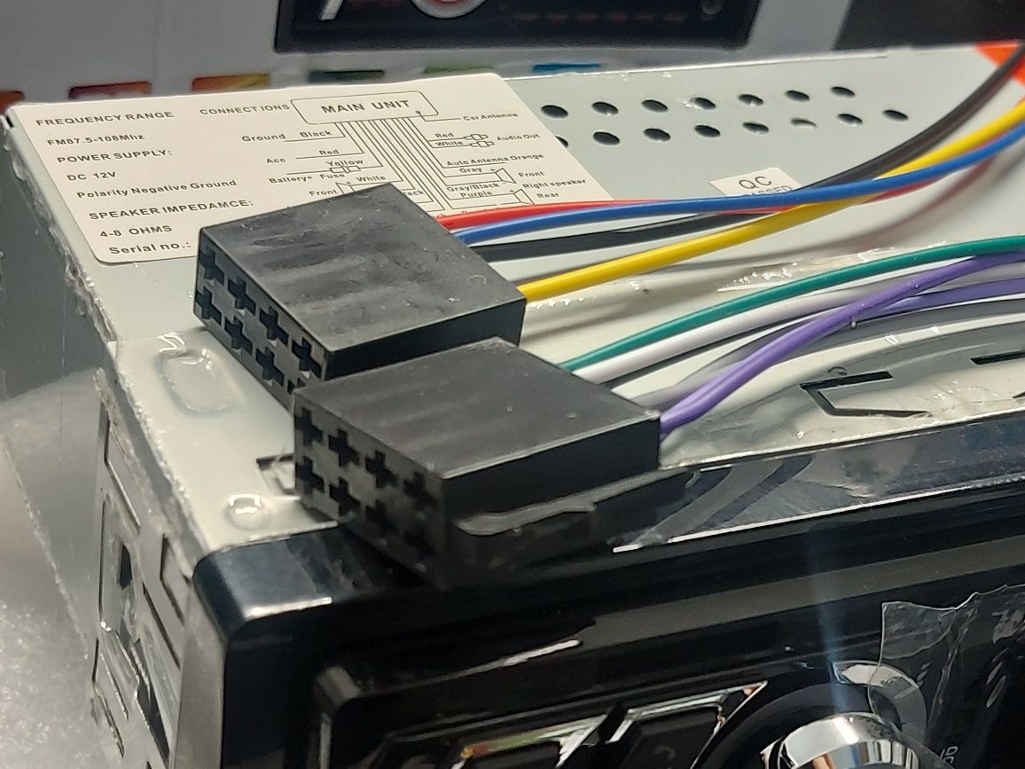 Nowe radio samochodowe do każdego auta 2xusb bluetooth aux pilot
