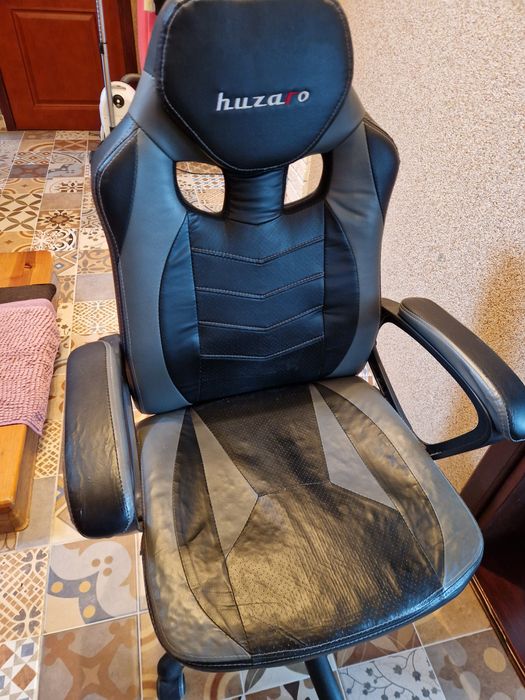 Fotel obrotowy Huzaro