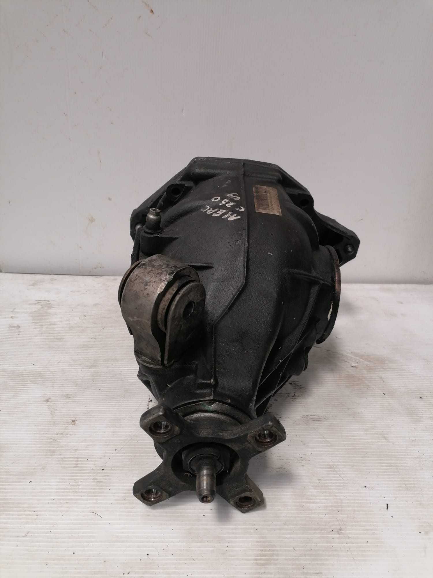 Diferencial MERCEDES 204, 2009 C.250 2.47