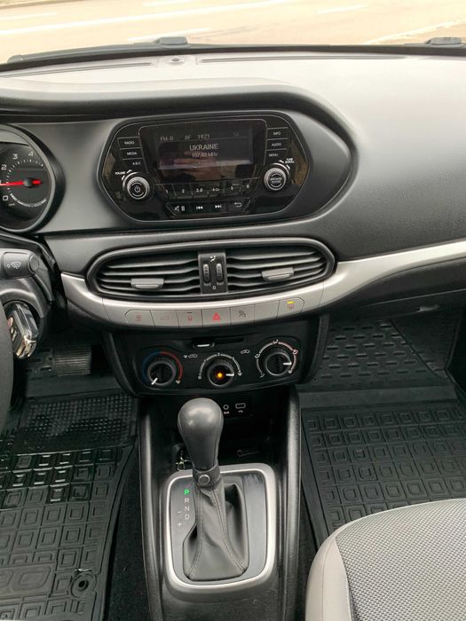 Fiat Tipo 2016 1.6 A/T газ/бензин