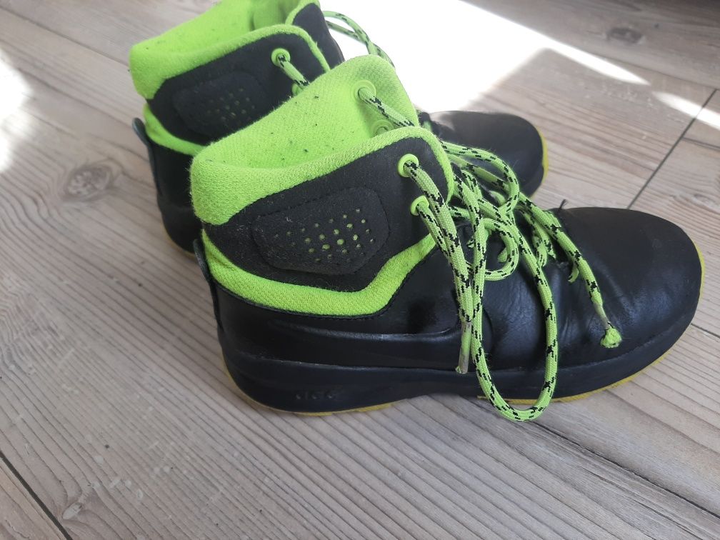 Buty Nike Terrain Boot 31,5 obuwie jesień zima trapery