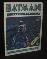 Livro BD Batman Digital Justice Pepe Moreno