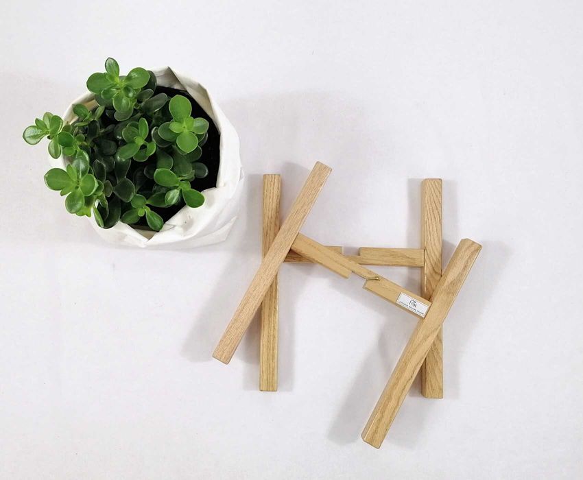 Stojak pod doniczkę Kwietnik drewniany dąb natural 25/h30