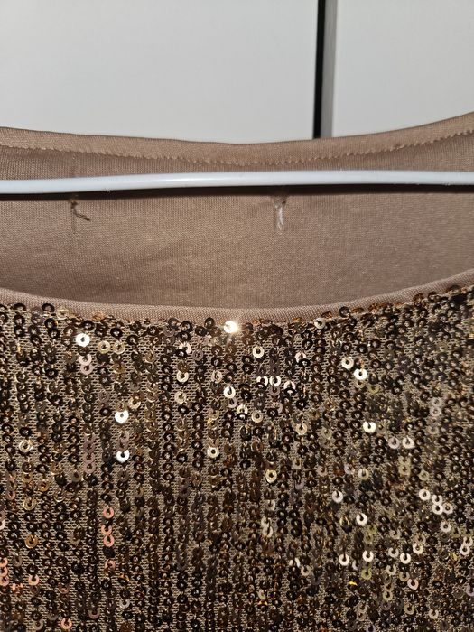 Złota bluzka w cekiny