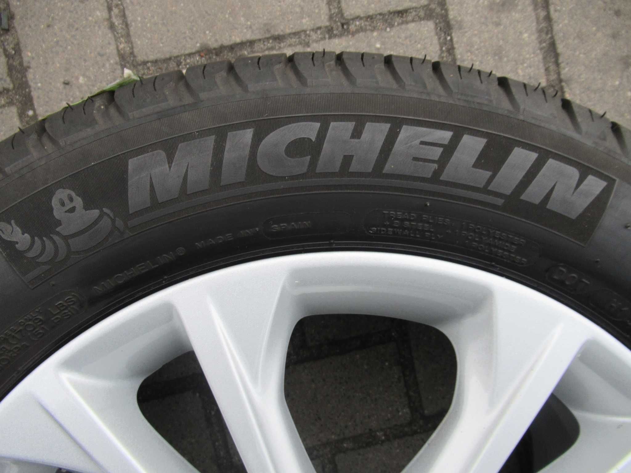 opony 235/55/17 Michelin Latitude 99V