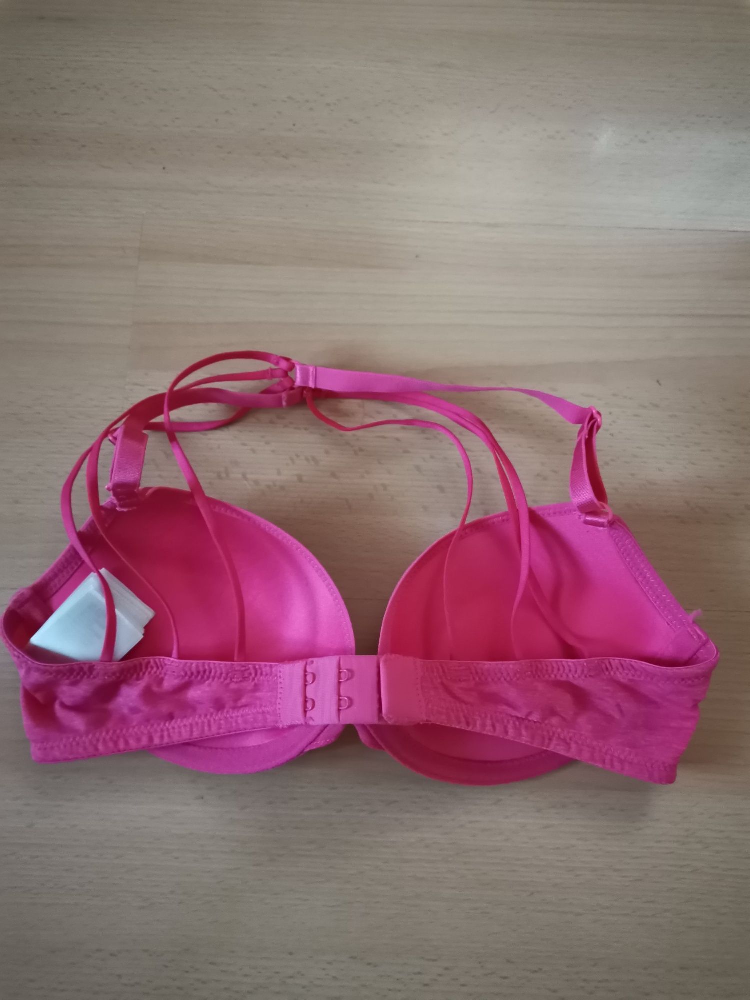stanik push-up 70B H&M biustonosz na krzyż