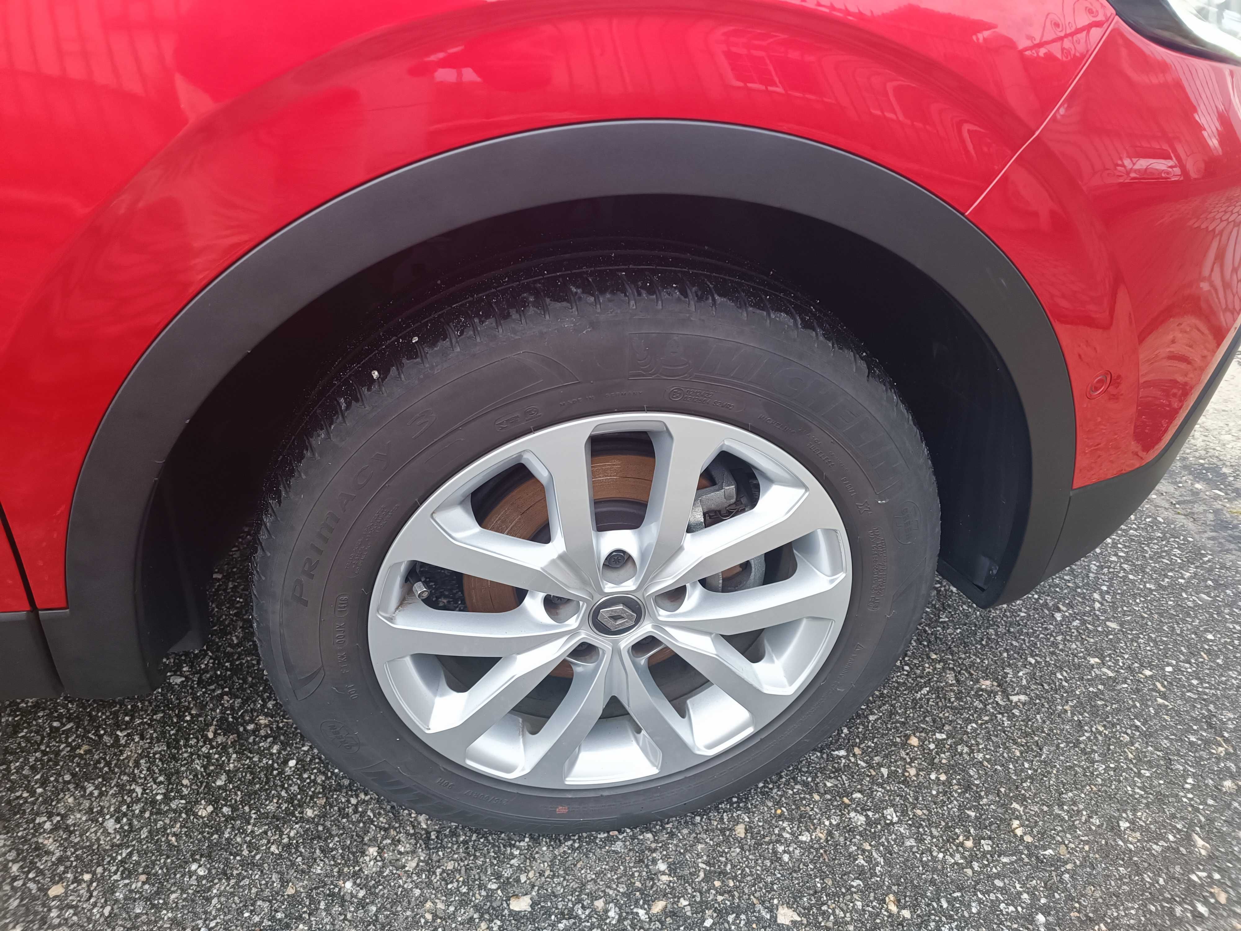 Renault Kadjar 1.5dCi Exclusive, de 2018, em excelente estado.