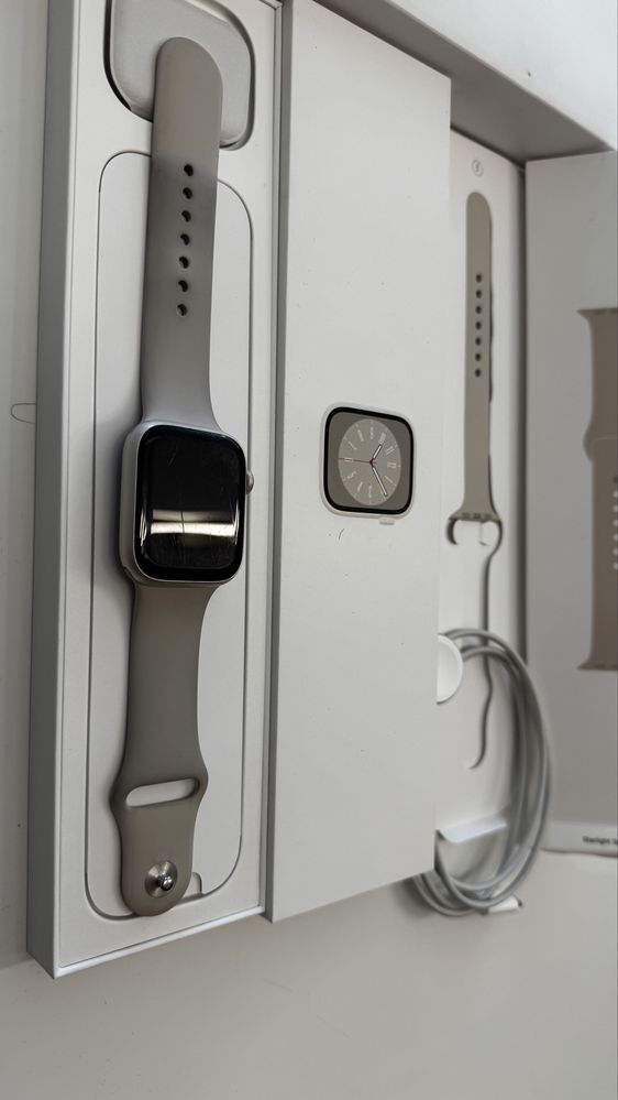 Apple Watch 8 45mm