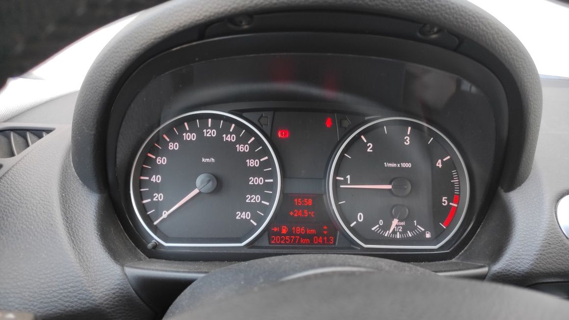 BMW 118d impecável