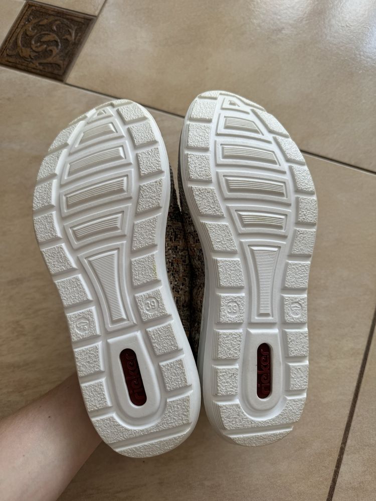 Sneakersy rieker damskie nowe 39