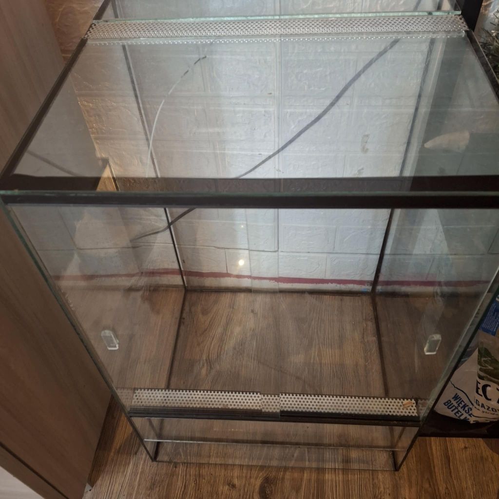 Sprzedam lub wymienię terrarium