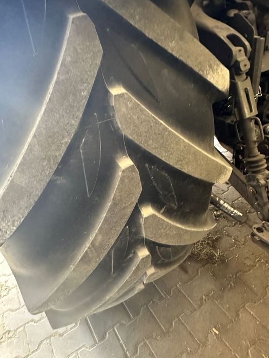 Ciągnik Fendt 724 scr