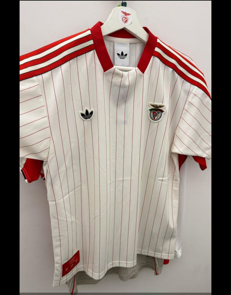Vendo camisola nova retro