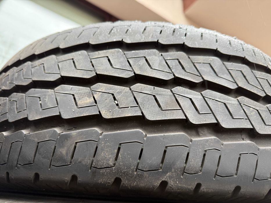 Komplet opon Continental VancoCamper 225/65r16C 112R