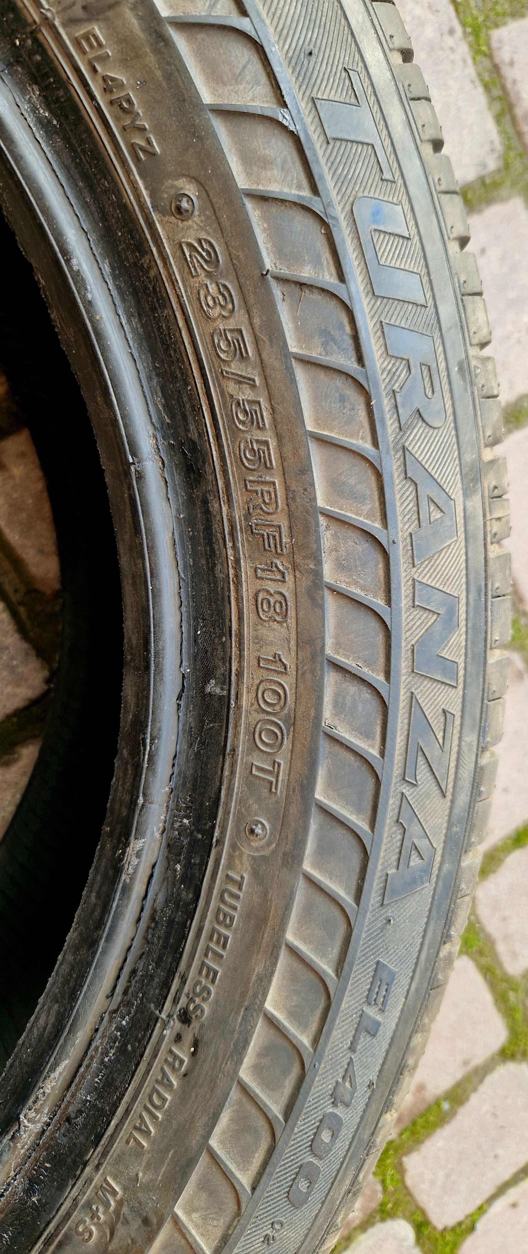 Шина 235 55 18 одна. Bridgestone.