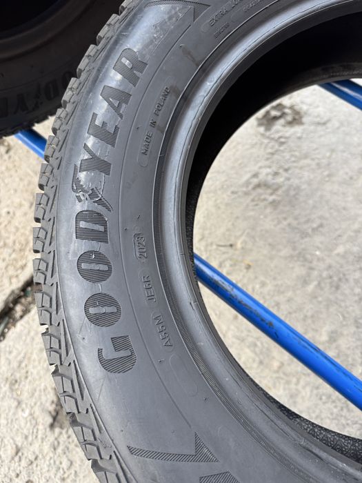 215/60R16 Goodyear Ultra Grip Ice 2 4шт 2023рік